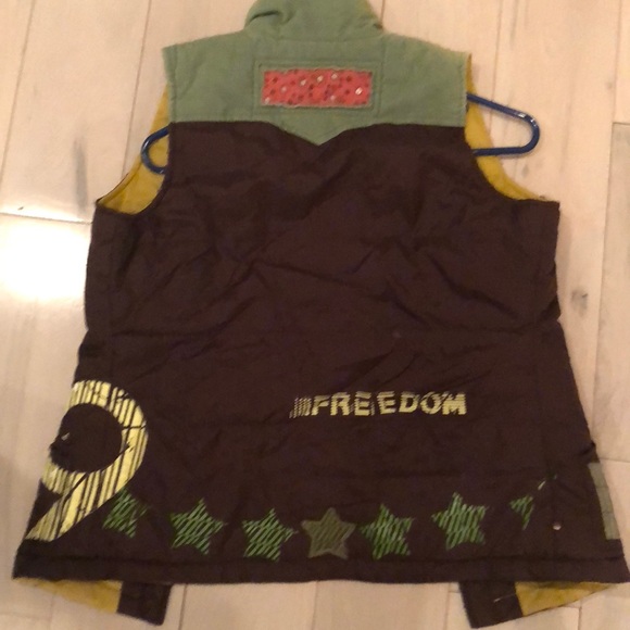 Jacket - Picture 3 of 4